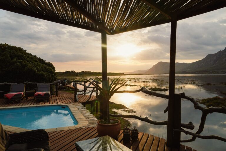 Mosaic Lagoon Lodge