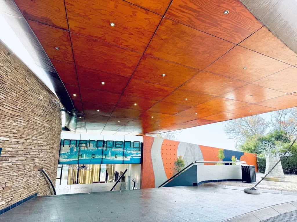 Maropeng Boutique Hotel