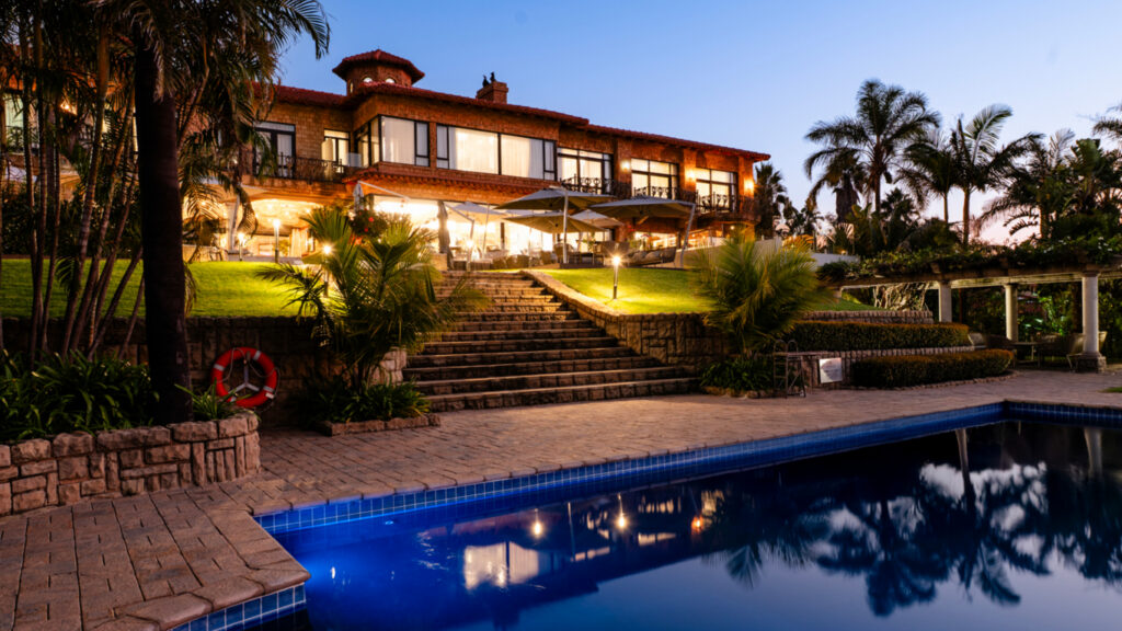 Apogee Boutique Hotel & Spa