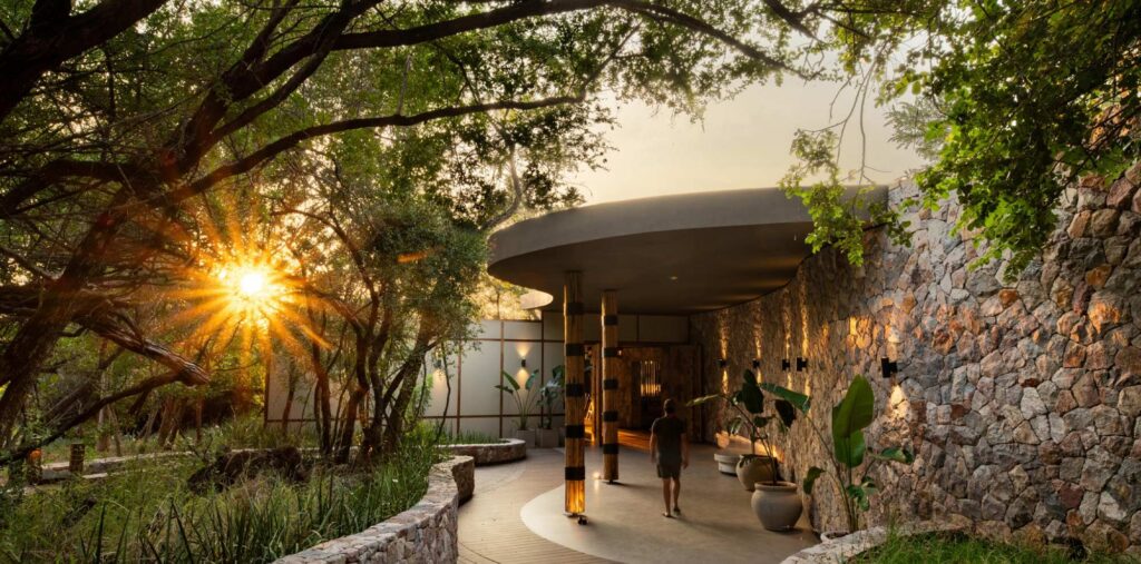 Tanda Tula Safari Camp