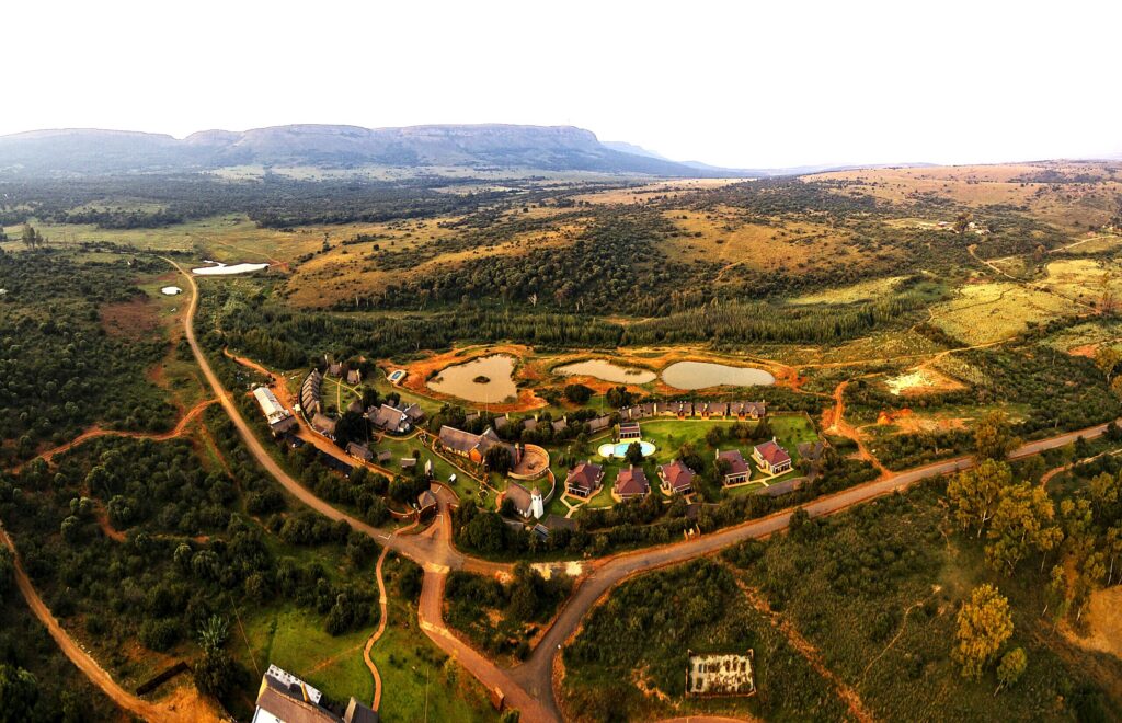 African Hills Safari Lodge & Spa — aerial view