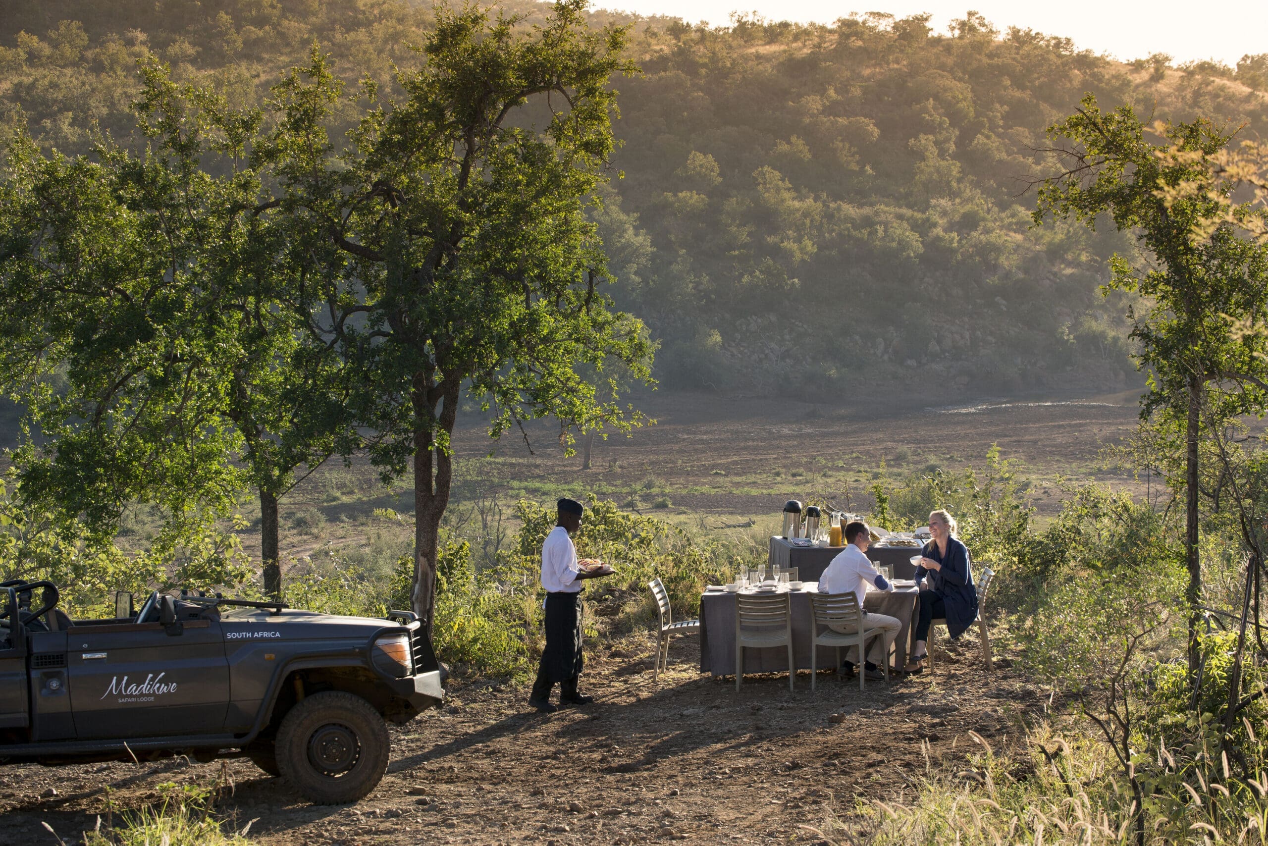 Madikwe Safari Lodge — bush breakfast