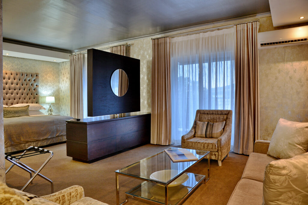 The Cape Milner – Cape-Milner-Executive-Suite-lounge-layout