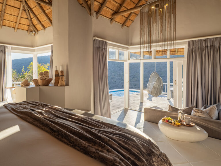 Clifftop Exclusive Safari Hideaway — suite views
