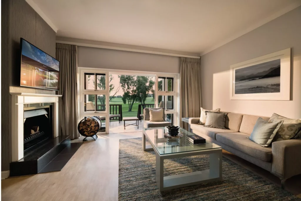 Fancourt Hotel — bedroom, suite