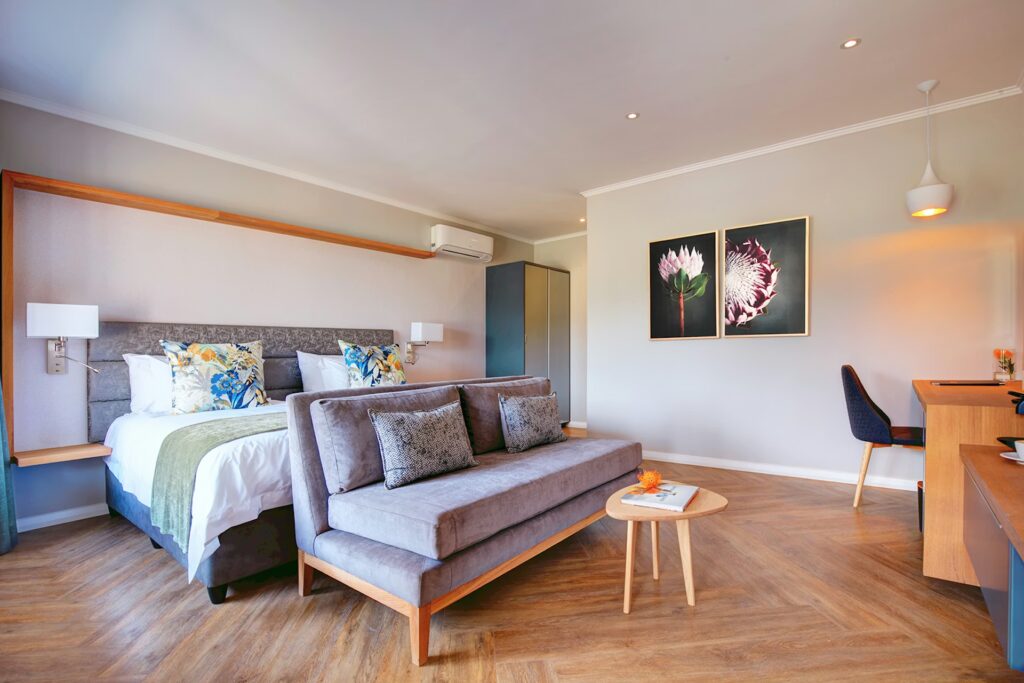 Knysna Hollow Country Estate — garden suite interior