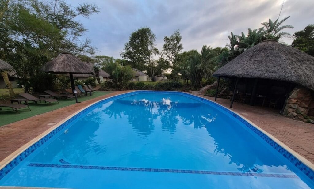 Ubizane Zululand Safari Lodge — swimming pool