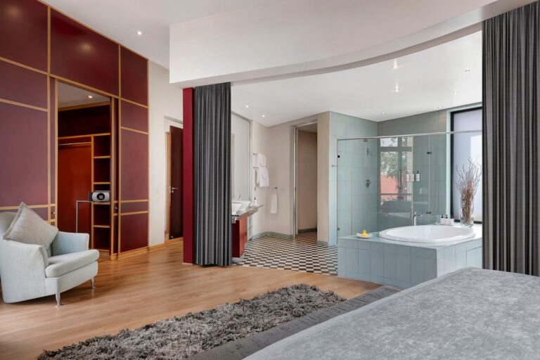 African Pride Melrose Arch, Autograph Collection – whirlpool, sofa chair, large living space