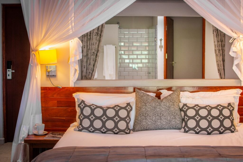 Chobe Bush Lodge