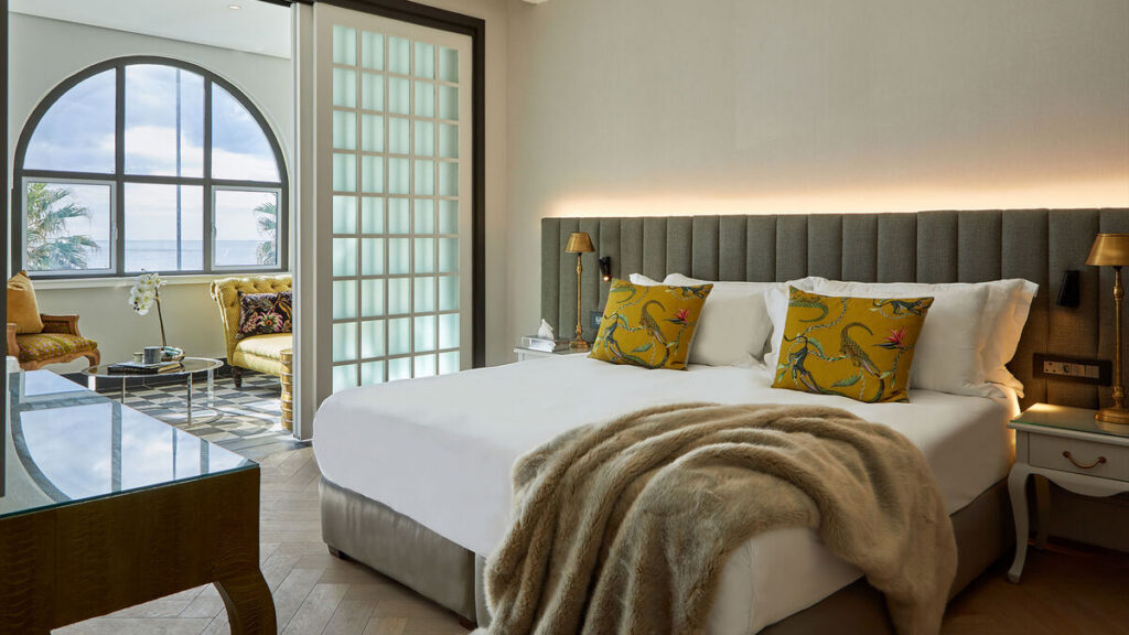 The Winchester Hotel — room