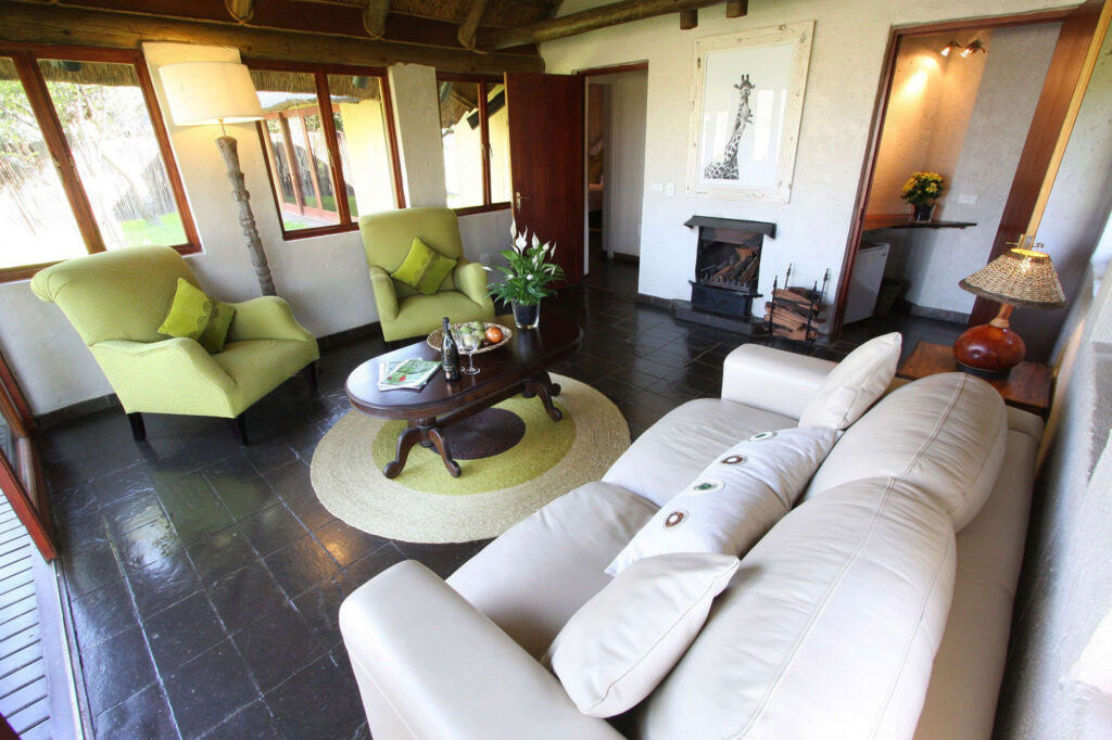 Tau Game Lodge — suite