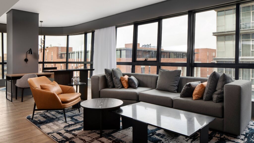 Johannesburg Marriott Hotel Melrose Arch — living area