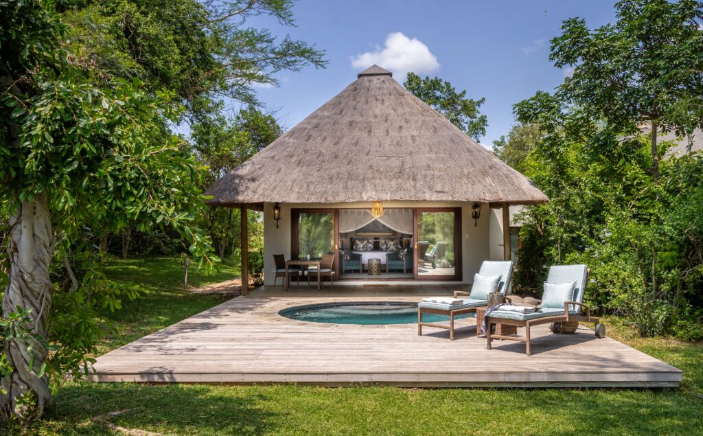 Savanna Private Game Reserve – Savanna Suite with plunge pool and thatched roof