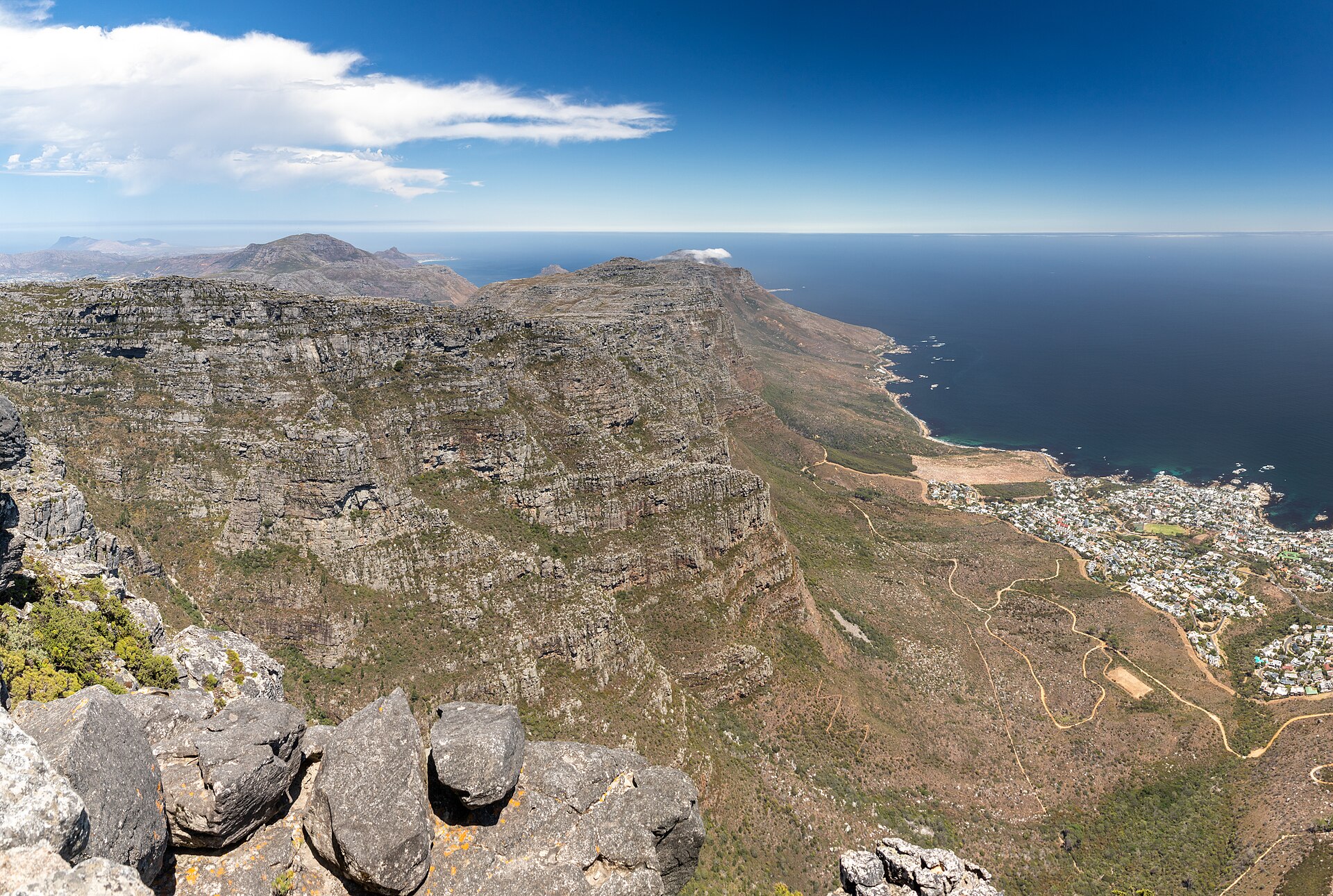 The mountains and Atlantic coastline of Cape Town, viewed from Table Mountain.